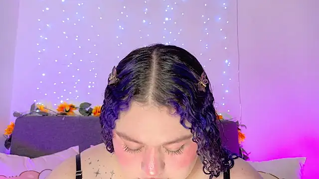 lunitaa0's Live XXX Chat