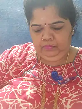 tamilthanushri Chat XXX live