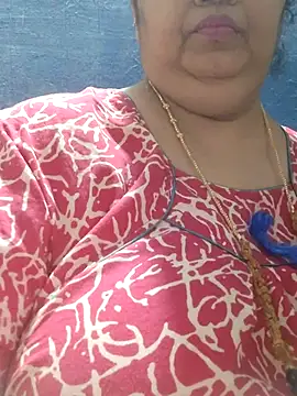 tamilthanushriのライブXXXチャット
