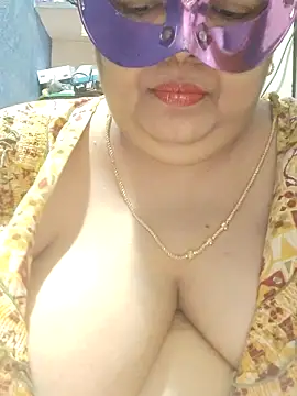 tamilthanushri Chat XXX live