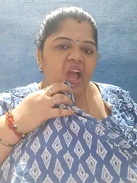 tamilthanushri Live XXX Chat