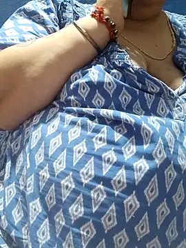 tamilthanushri – Naživo XXX chat