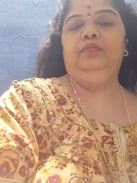 tamilthanushri's Live XXX Chat