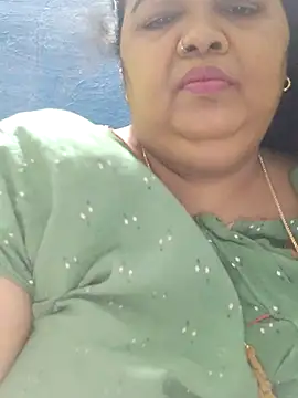Chatroom XXX en direct de tamilthanushri