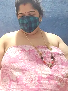 tamilthanushri Adlı Modelin Canlı XXX Sohbeti