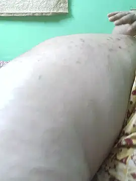 tamilthanushri's Live XXX Chat