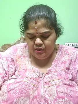 tamilthanushri Live XXX-Chat