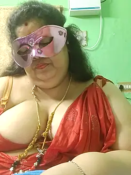 tamilthanushri 在線直播表演