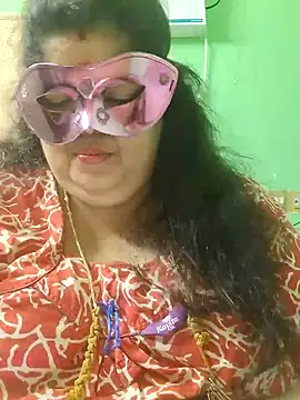 tamilthanushri's Live XXX Chat