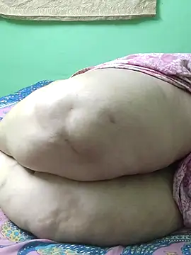 tamilthanushri's Live XXX Chat