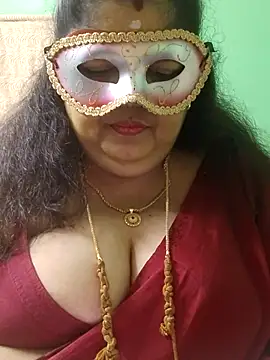 tamilthanushri's Live XXX Chat