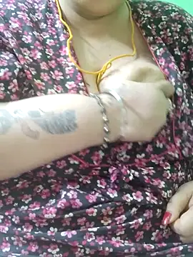 Chat +18 de tamilthanushri ao vivo