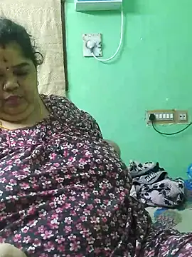 tamilthanushri's Live XXX Chat