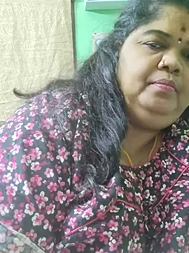 tamilthanushri Adlı Modelin Canlı XXX Sohbeti