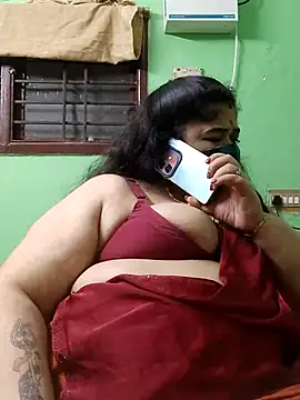 Tamil-mayasri Adlı Modelin Canlı XXX Sohbeti