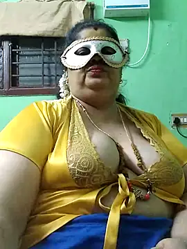 Tamil-mayasri's Live XXX Chat