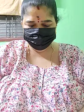 Tamil-mayasri Live XXX-Chat