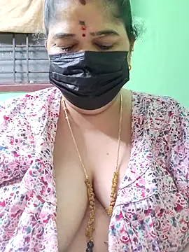 Tamil-mayasri Live XXX Chat
