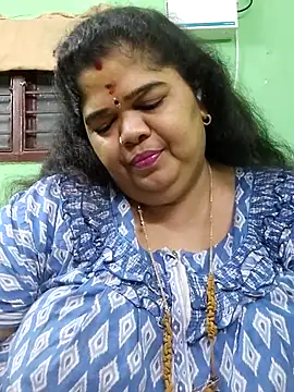 Tamil-mayasri Adlı Modelin Canlı XXX Sohbeti