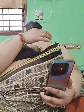 แชท XXX สดของ Tamil-mayasri