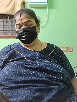 Tamil-mayasrin Live XXX chat