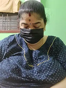 Tamil-mayasri Live XXX Chat