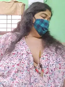 XXX chat uživo modela Tamil-mayasri