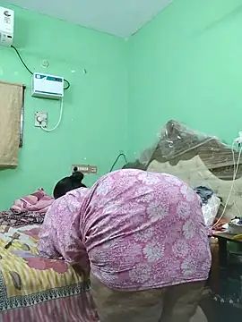 Chat +18 de Tamil-mayasri ao vivo