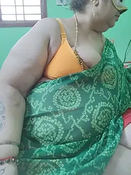 Tamil-mayasri Chat XXX in diretta