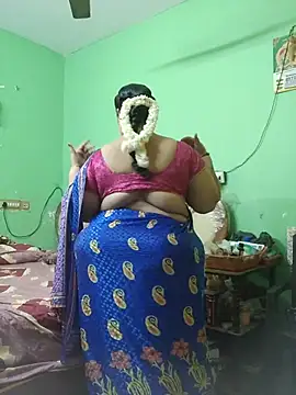 Tamil-mayasri Live XXX-Chat