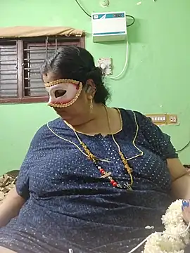 Tamil-mayasri – Live XXX-chat