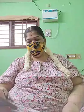 Tamil-mayasri webkamerás műsora