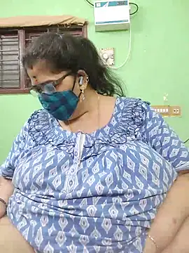 Tamil-mayasri Chat XXX in diretta