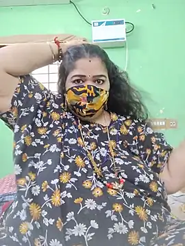 Chat +18 de Tamil-mayasri ao vivo