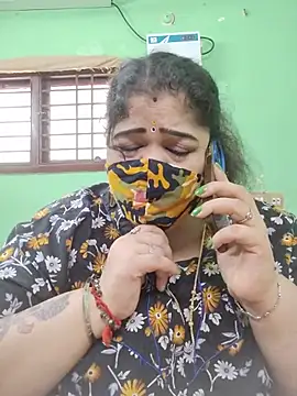 Tamil-mayasri 라이브 XXX 채팅