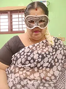 Tamil-mayasrin Live XXX chat