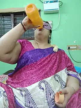 Tamil-mayasri's Live XXX Chat