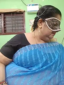 XXX chat uživo modela Tamil-mayasri