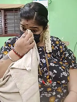 Tamil-mayasri's Live XXX Chat
