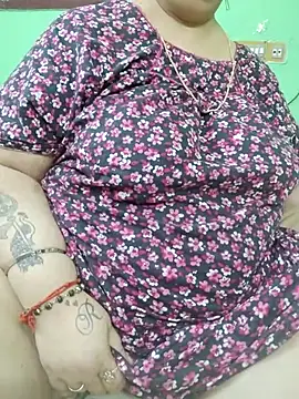 Tamil-mayasri Live XXX Chat