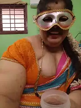 Tamil-mayasri XXX чат на живо