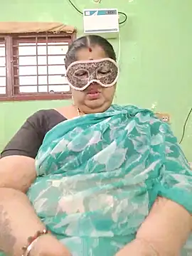Czat XXX na żywo – Tamil-mayasri