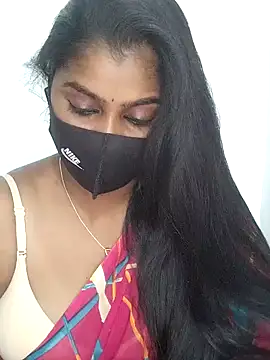 Tamil_Azhaghi 即時 XXX 聊天