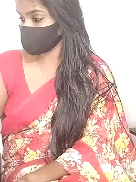 Tamil_AzhaghiのライブXXXチャット