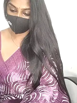 แชท XXX สดของ Tamil_Azhaghi