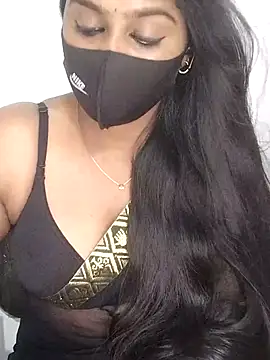 Czat XXX na żywo – Tamil_Azhaghi