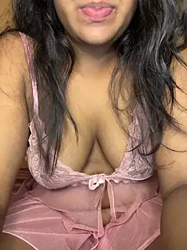 XXX chat uživo modela Nethmi156