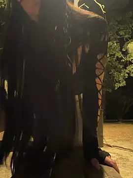 Baby_Panther: διαδικτυακό σόου στην κάμερα