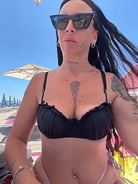 Baby_Panther Webcam show