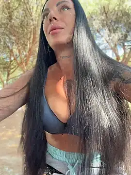 Baby_Panther Show in webcam